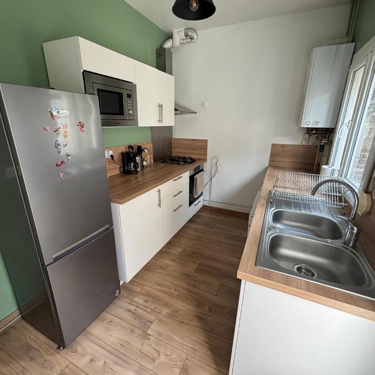 Maison Delavigne - Three-Bedroom Townhouse - 4