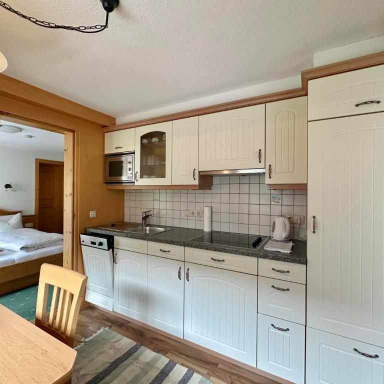 Apartpension Schollberg - Apartment mit 2 Schlafzimmern und Badezimmer - 13