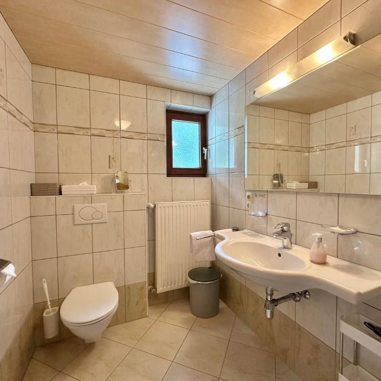 Apartpension Schollberg - Apartment mit 2 Schlafzimmern und Badezimmer - 15