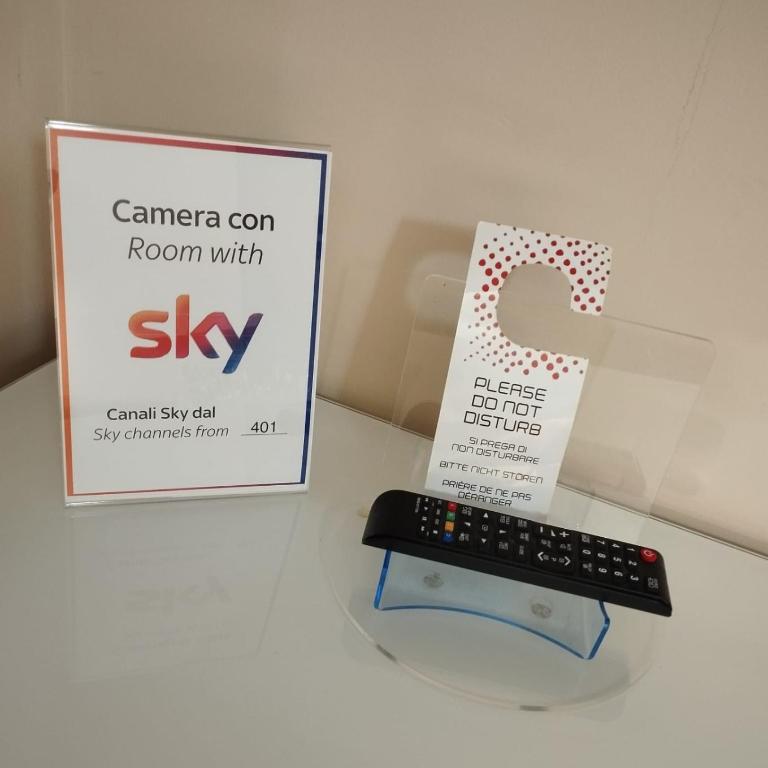 Hotel Continental - Double or Twin Room - 10