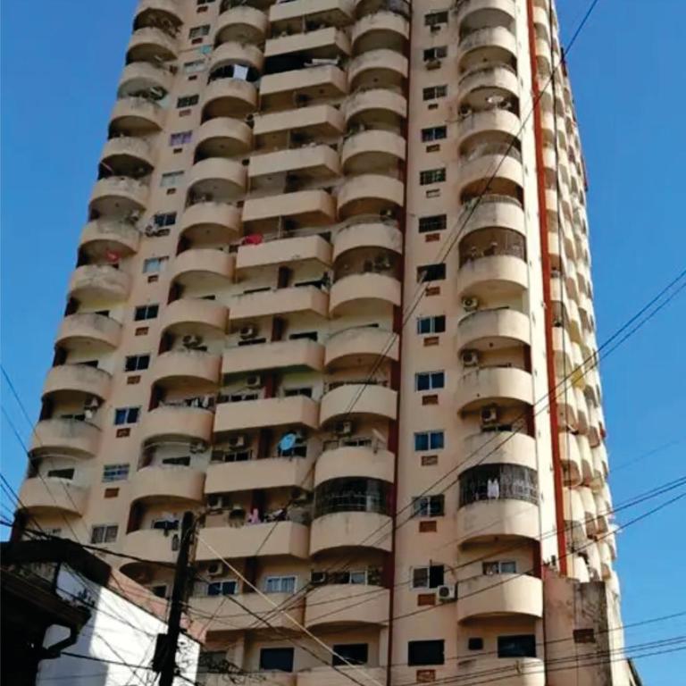 Apartamento 3 dormitorios Ciudad del Este - Three-Bedroom Apartment - 18