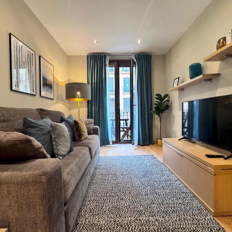 Casa PILAR Central By MyRentalHost - Two-Bedroom Apartment - 32