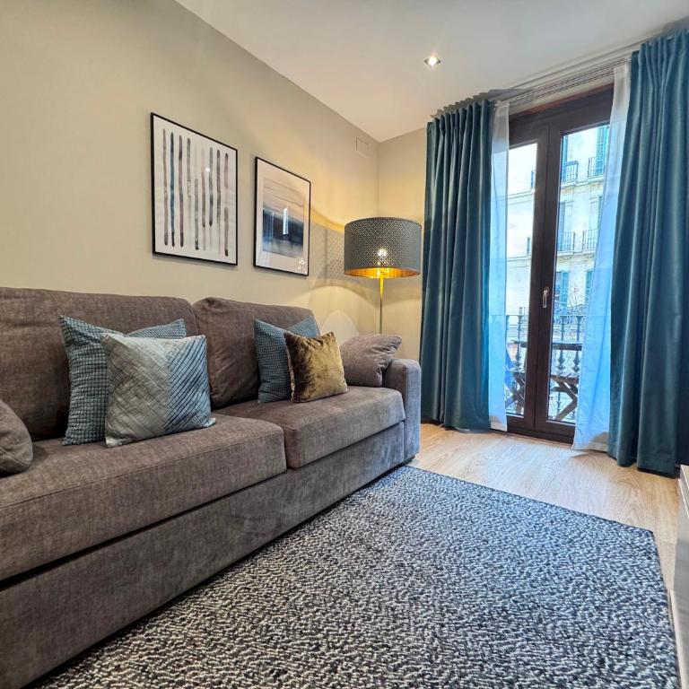 Casa PILAR Central By MyRentalHost - Two-Bedroom Apartment - 35