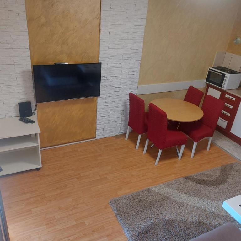 Dupleks centar Zlatibora - Two-Bedroom Apartment - 10