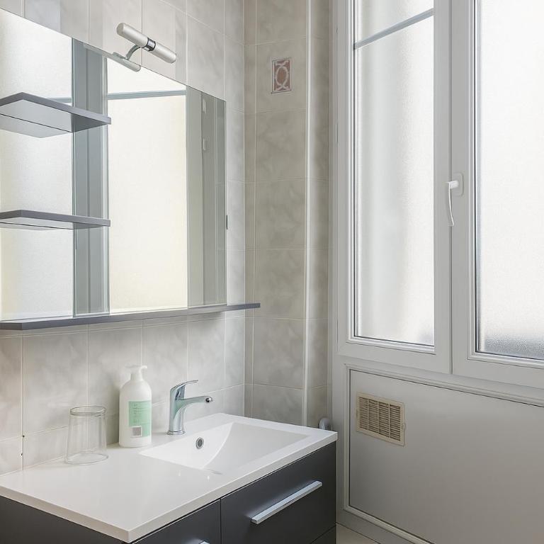 Spacieux appartement climatisé centre Nice - Appartement 3 Chambres - 26