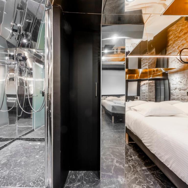 Duplex with Jacuzzi l 15 min from Montmartre - Appartement 2 Chambres Deluxe - 45