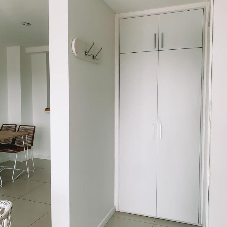Elegante y moderno departamento a una cuadra del mar - One-Bedroom Apartment - 8