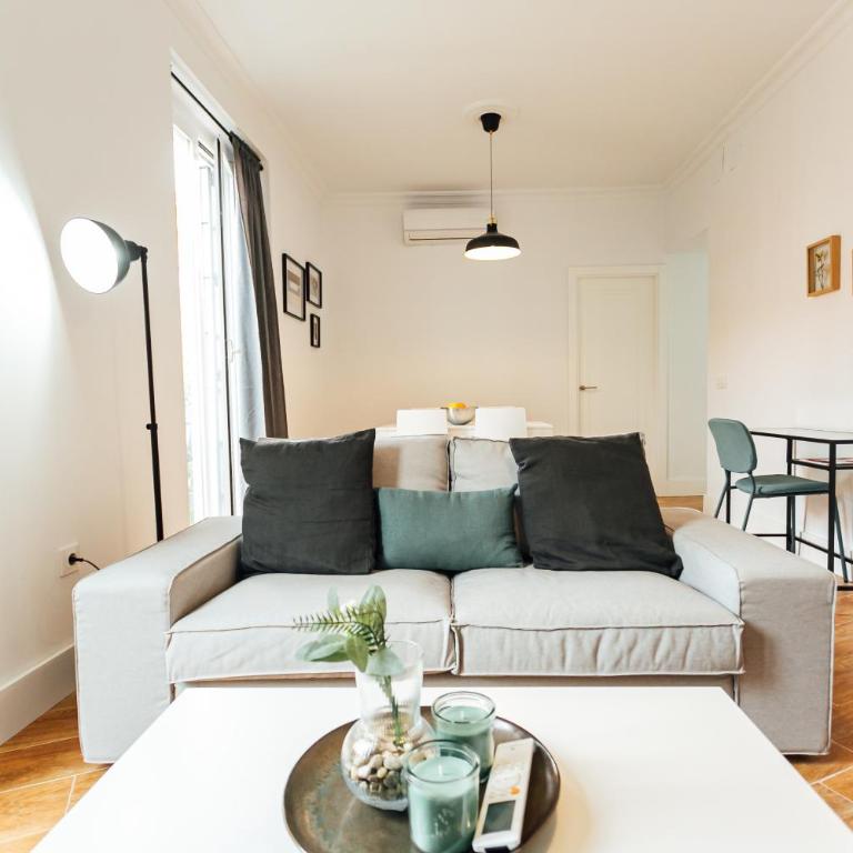Peral Suite Sevilla - Apartamento de 2 dormitorios - 8