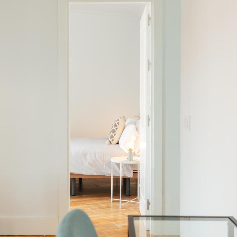 Peral Suite Sevilla - Apartamento de 2 dormitorios - 16