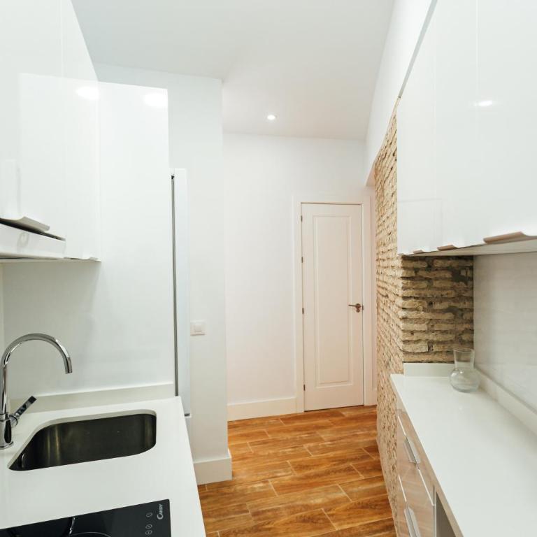 Peral Suite Sevilla - Apartamento de 2 dormitorios - 25
