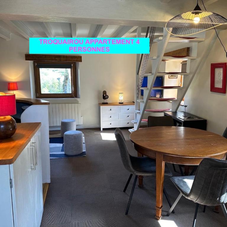 MAISON DES VIGNES- TROQUAÏROU et BECCA MOTTA - Appartement 2 Chambres - 2