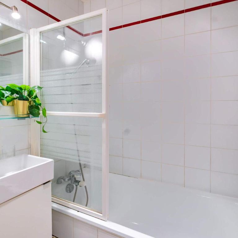 4 Guest Flat Central in Montorgueil - Appartement - 8