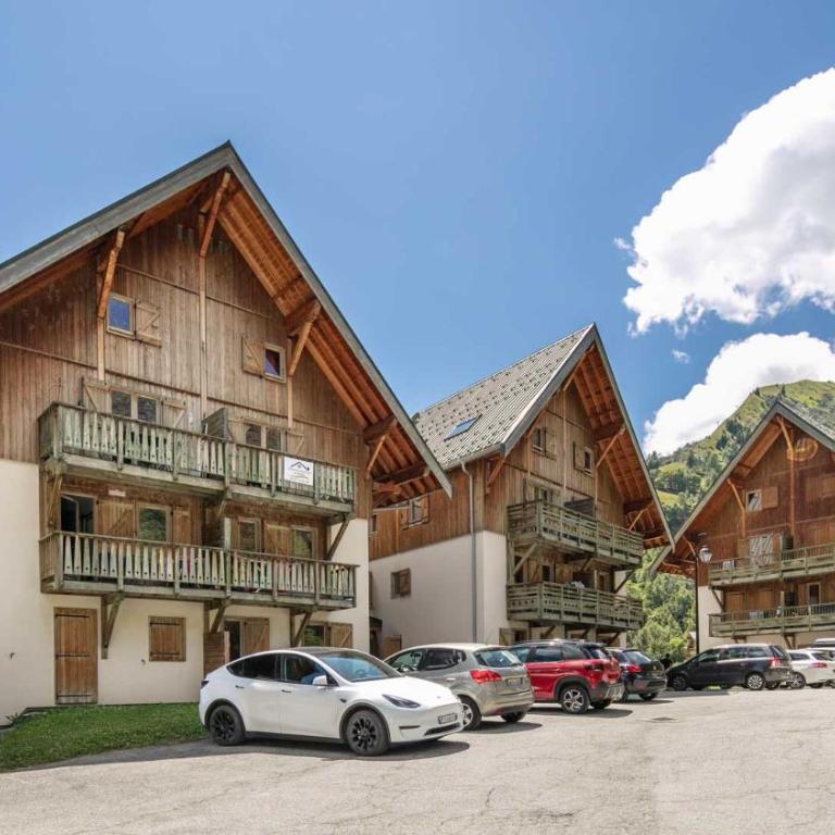 Fermes de ST Sorlin - LE FREZZIA N 204 - 3P8 - Appartement - 11