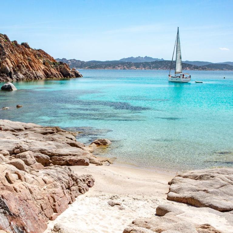 Bilancia VI - Sea View Apartment - 30'Porto cervo - Two-Bedroom Apartment with Terrace and Sea View - 34