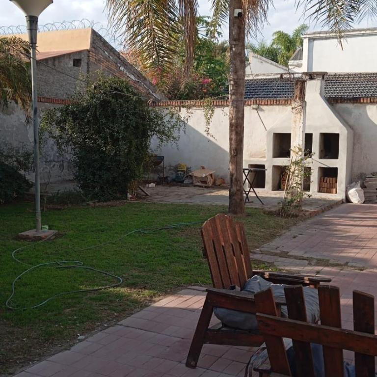 Casa con asador y Garaje a 5 minutos del estadio La Banda Santiago del Estero - Casa de 3 dormitorios - 16