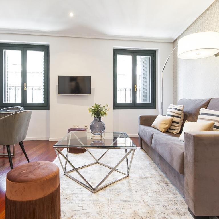 AH- Maravilloso apartamento junto a Plaza de España - One-Bedroom Apartment - 13
