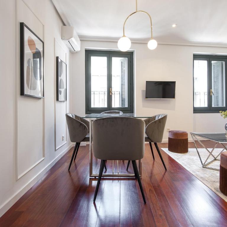 AH- Maravilloso apartamento junto a Plaza de España - One-Bedroom Apartment - 15