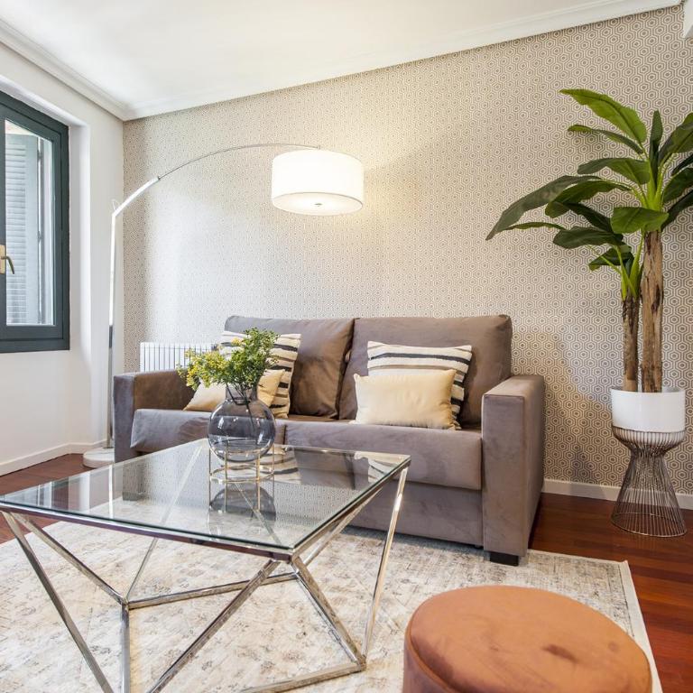 AH- Maravilloso apartamento junto a Plaza de España - One-Bedroom Apartment - 4
