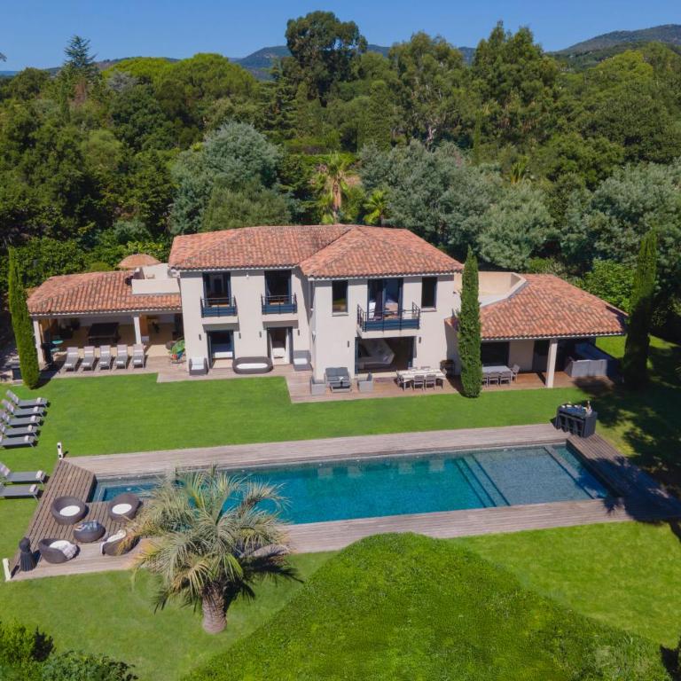 Luxueuse Villa vue mer avec piscine Golfe de St Tropez 14 personnes - Villa - 1