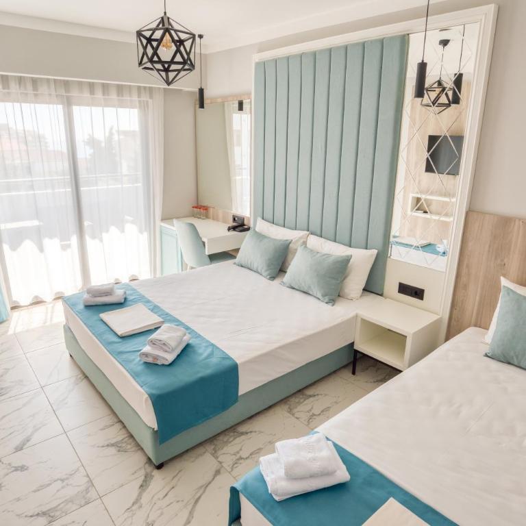Montenegrina Hotel & SPA All-Inclusive - Deluxe Triple Room - 1