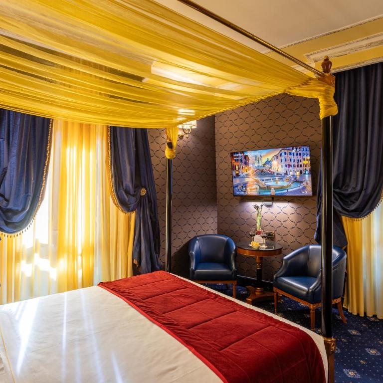 Hotel Manfredi Suite In Rome - Deluxe Triple Room - 1