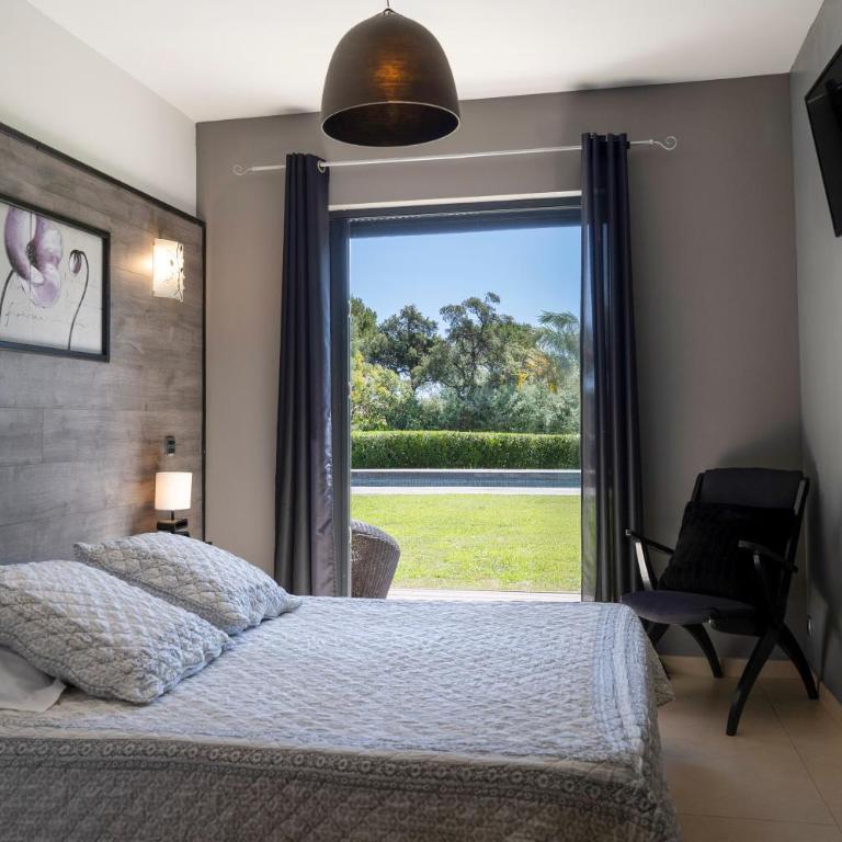 Luxueuse Villa vue mer avec piscine Golfe de St Tropez 14 personnes - Villa - 73