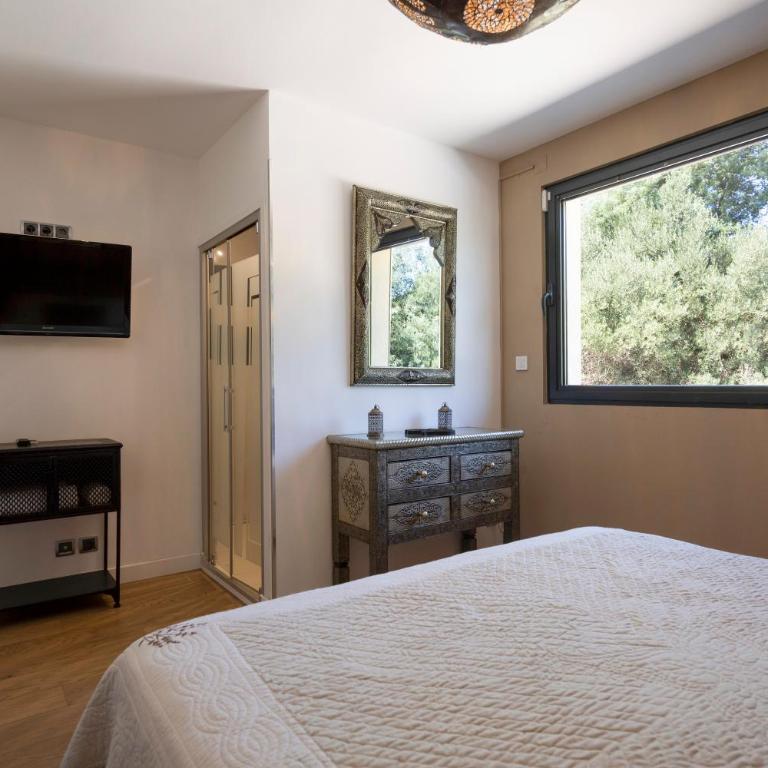 Luxueuse Villa vue mer avec piscine Golfe de St Tropez 14 personnes - Villa - 71