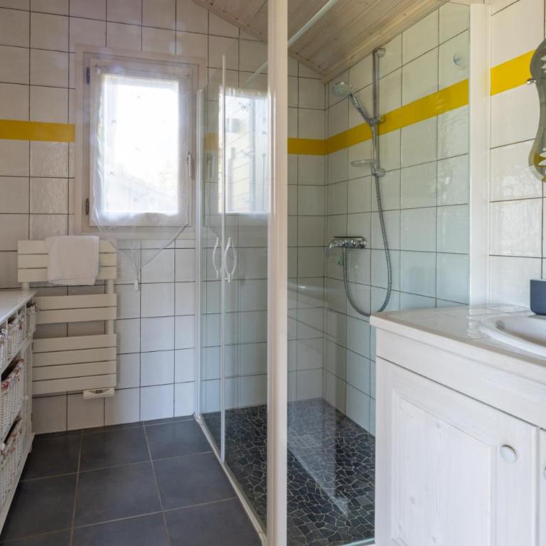Chalet Taninges - Maison 4 Chambres - 12