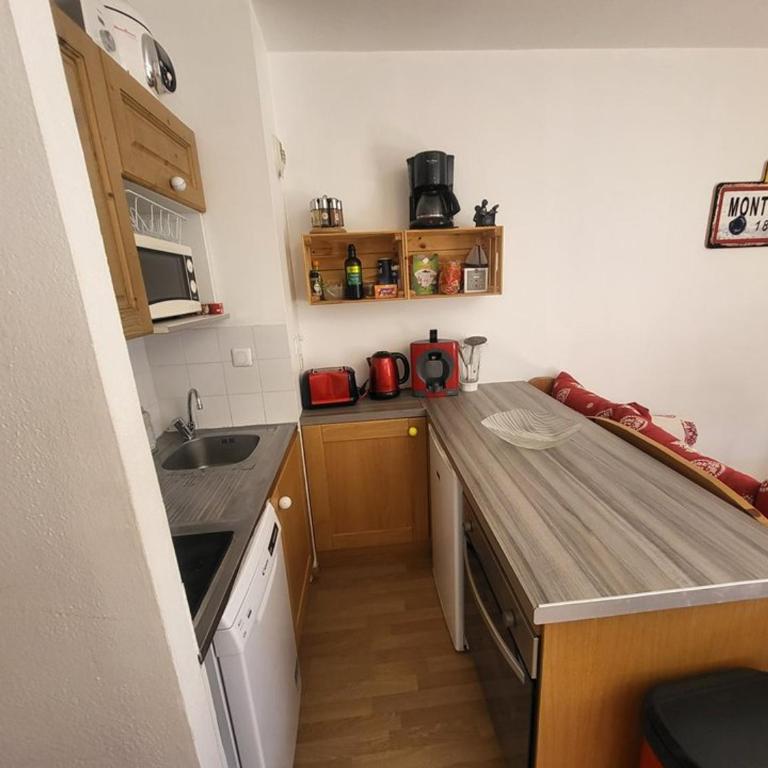 Appartement chaleureux au pied des pistes avec Wi-Fi - FR-1-266-212 - Apartment - 10
