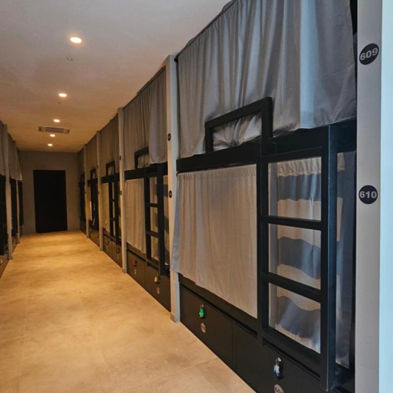 VAD HOSTEL ALICANTE - Albergue Juvenil - Single Bed in Mixed Dormitory Room - 1