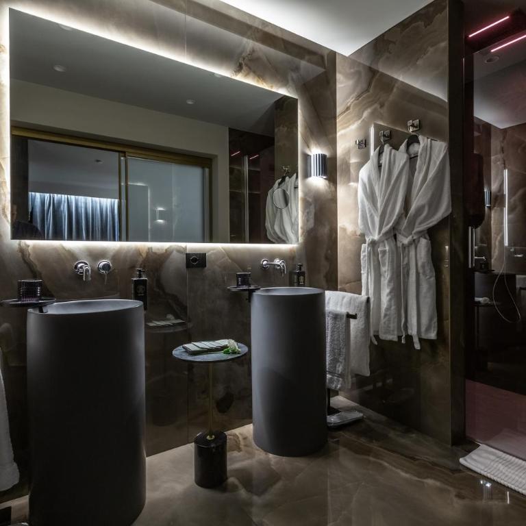 Fontart Tritone - Executive Suite - 3