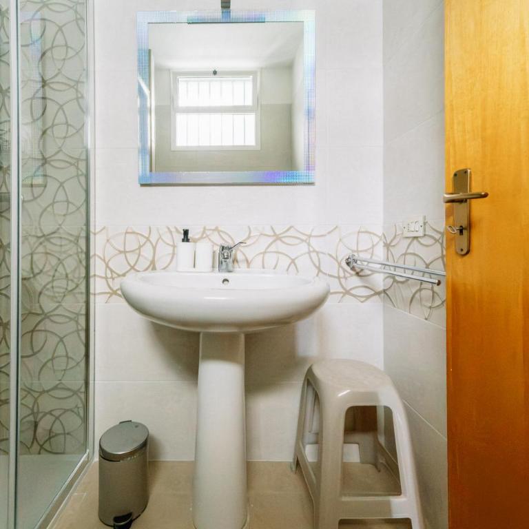Civico 42 - Appartamento con 2 Camere da Letto - 10