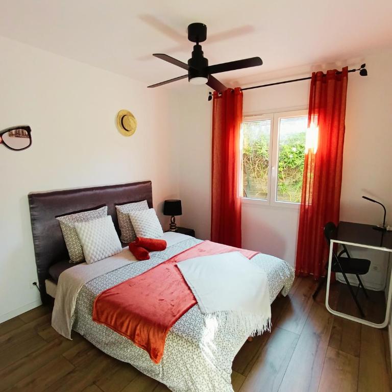 Au Pied De La Colline calme et détente Pézenas - Appartement 1 Chambre - 3