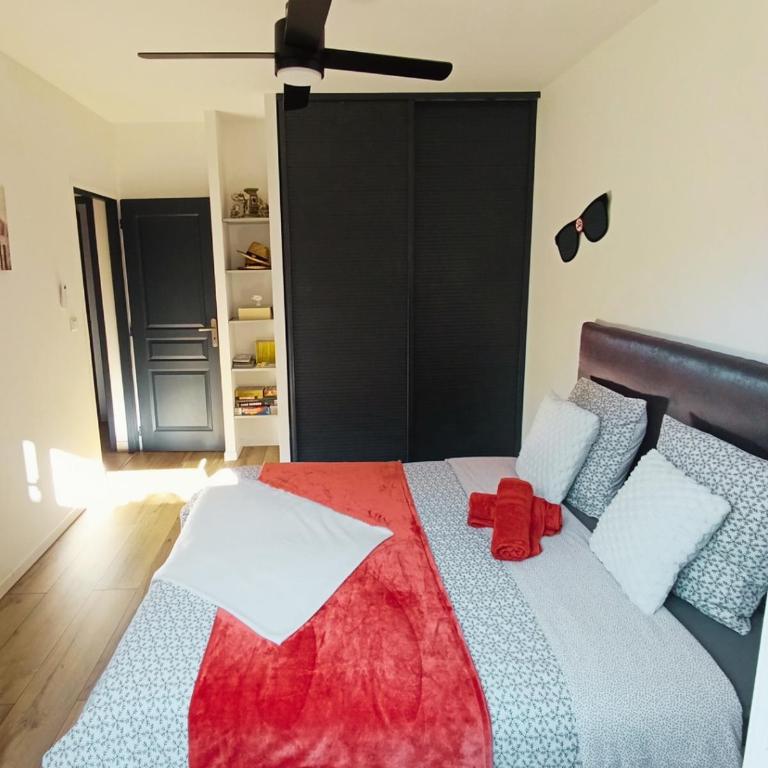 Au Pied De La Colline calme et détente Pézenas - Appartement 1 Chambre - 4