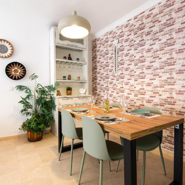 NEW 2nd CORNER City Center Apartment ideal for groups - Apartamento de 3 dormitorios - 14