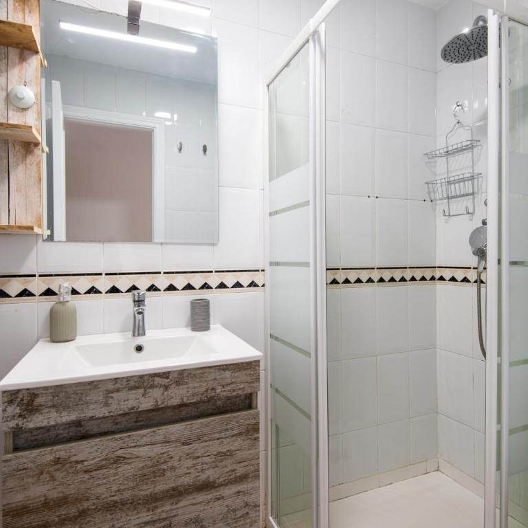 NEW 2nd CORNER City Center Apartment ideal for groups - Apartamento de 3 dormitorios - 9