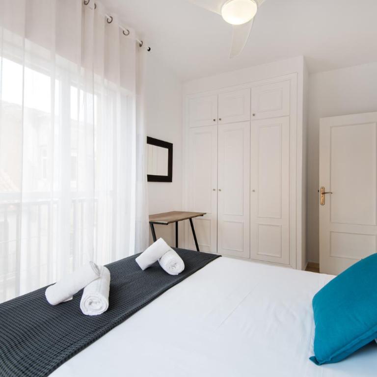 NEW 2nd CORNER City Center Apartment ideal for groups - Apartamento de 3 dormitorios - 21