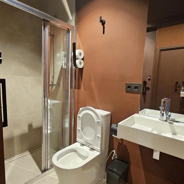 VAD HOSTEL ALICANTE - Albergue Juvenil - Single Bed in Mixed Dormitory Room - 12