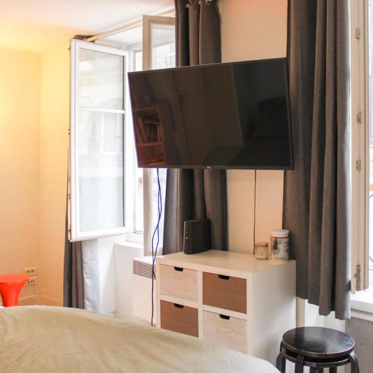 Studio for 2 - near Musée Grévin - Studio - 10