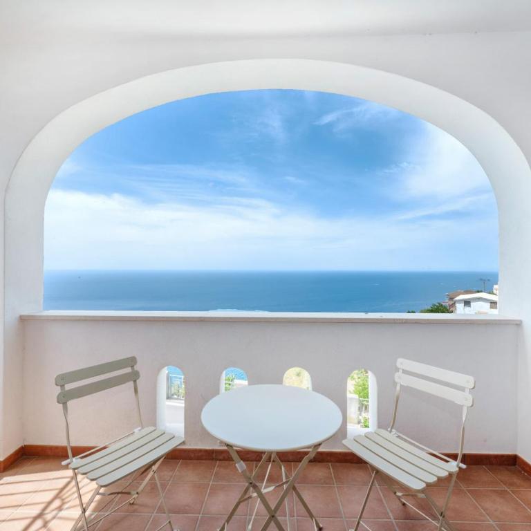 Villa Rosy by Wonder Tour - Vacation Home - 1