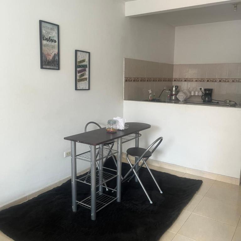 Apartamento segundo piso, Barrió Guayacanes - Apartamento de 3 dormitorios - 6