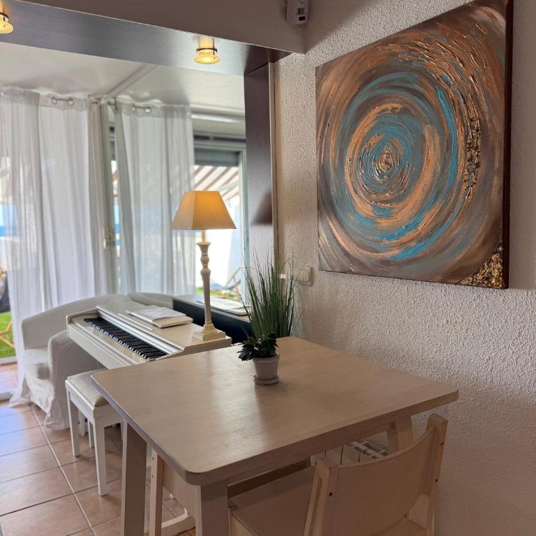 LA CORNICHE SETE 15 Rue de Savoie - Superior Studio - 27