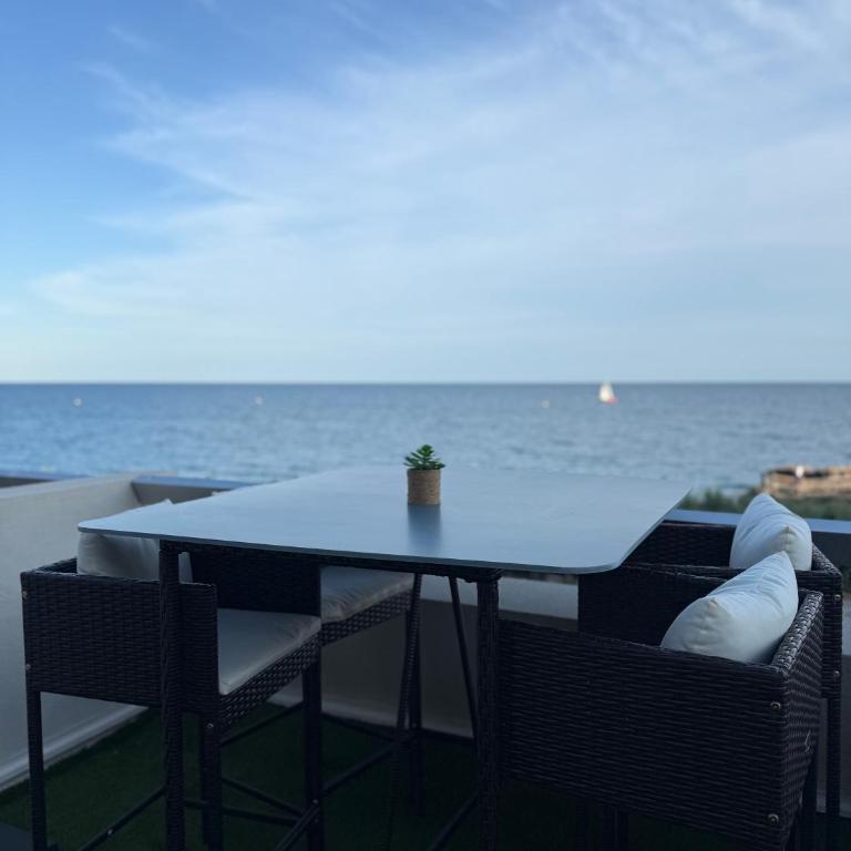 LA CORNICHE SETE 15 Rue de Savoie - Superior Studio - 31