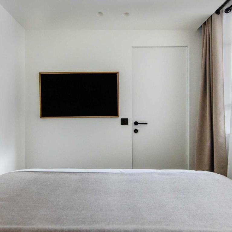 Magnificent apartment -1BR-4P- Canal Saint-Martin - Appartement - 14