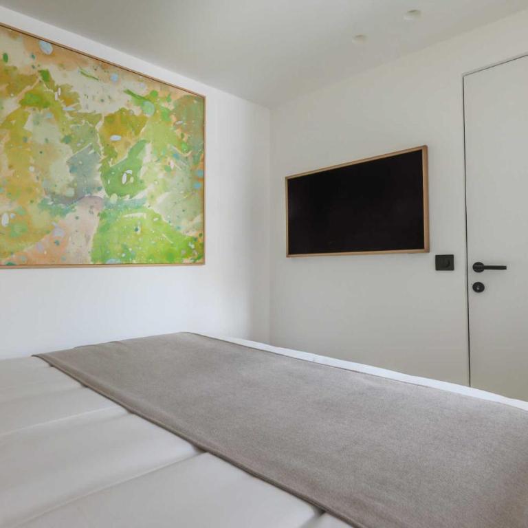Magnificent apartment -1BR-4P- Canal Saint-Martin - Appartement - 13