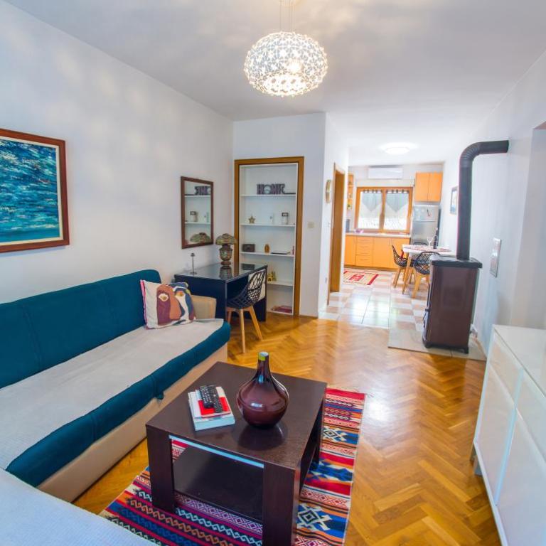 Apartment La Vie - Two-Bedroom Apartment with Terrace - 7