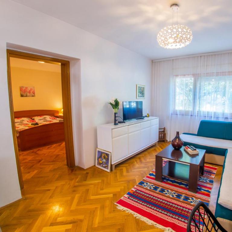 Apartment La Vie - Two-Bedroom Apartment with Terrace - 16
