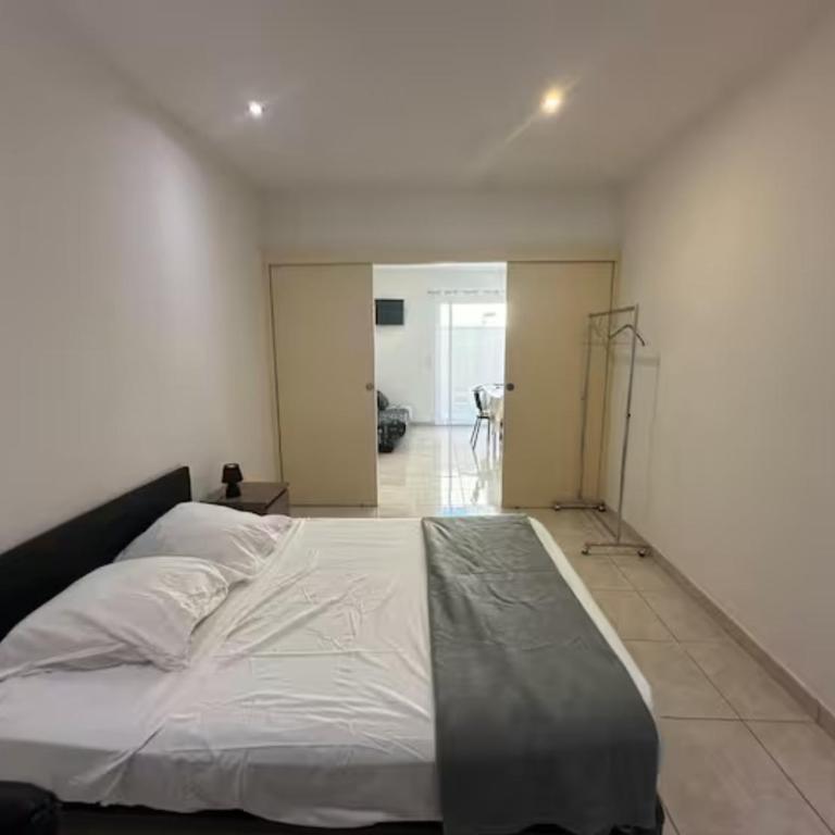 Maxi Studio Terrasse Climatisée - Apartamento de 1 dormitorio - 3