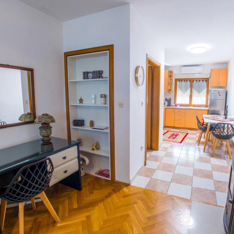 Apartment La Vie - Two-Bedroom Apartment with Terrace - 22