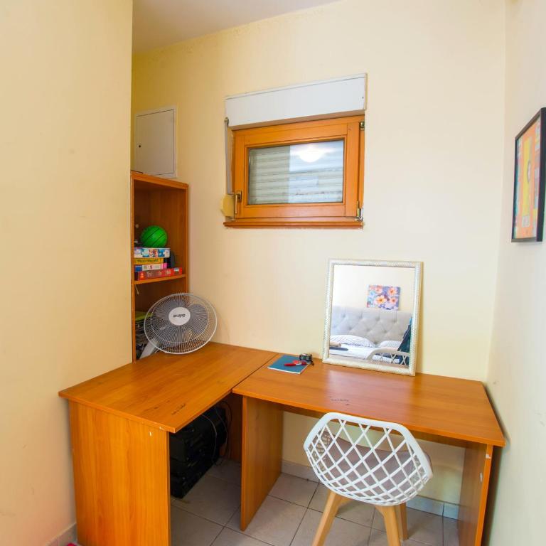 Apartment La Vie - Two-Bedroom Apartment with Terrace - 17